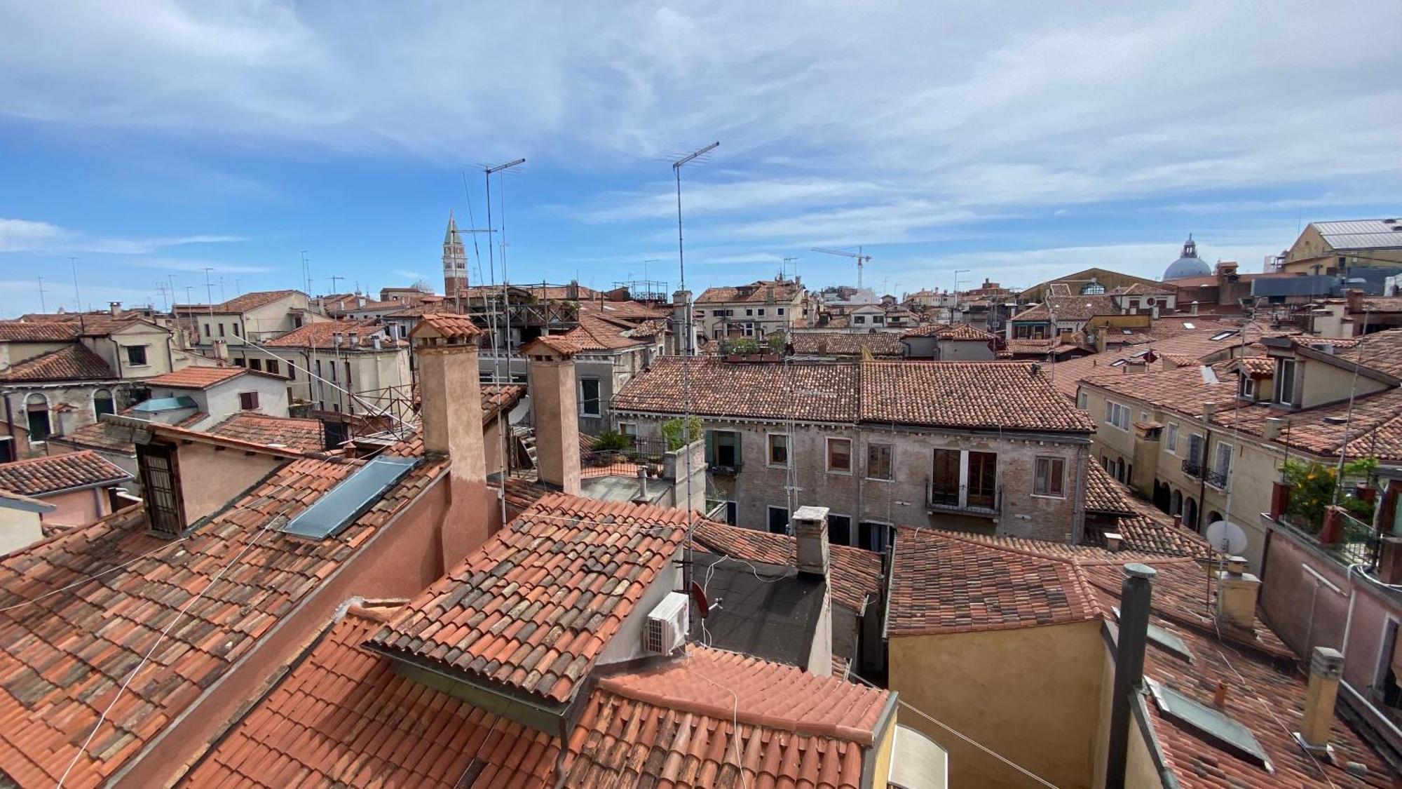 Rooftop 3999 Veneza