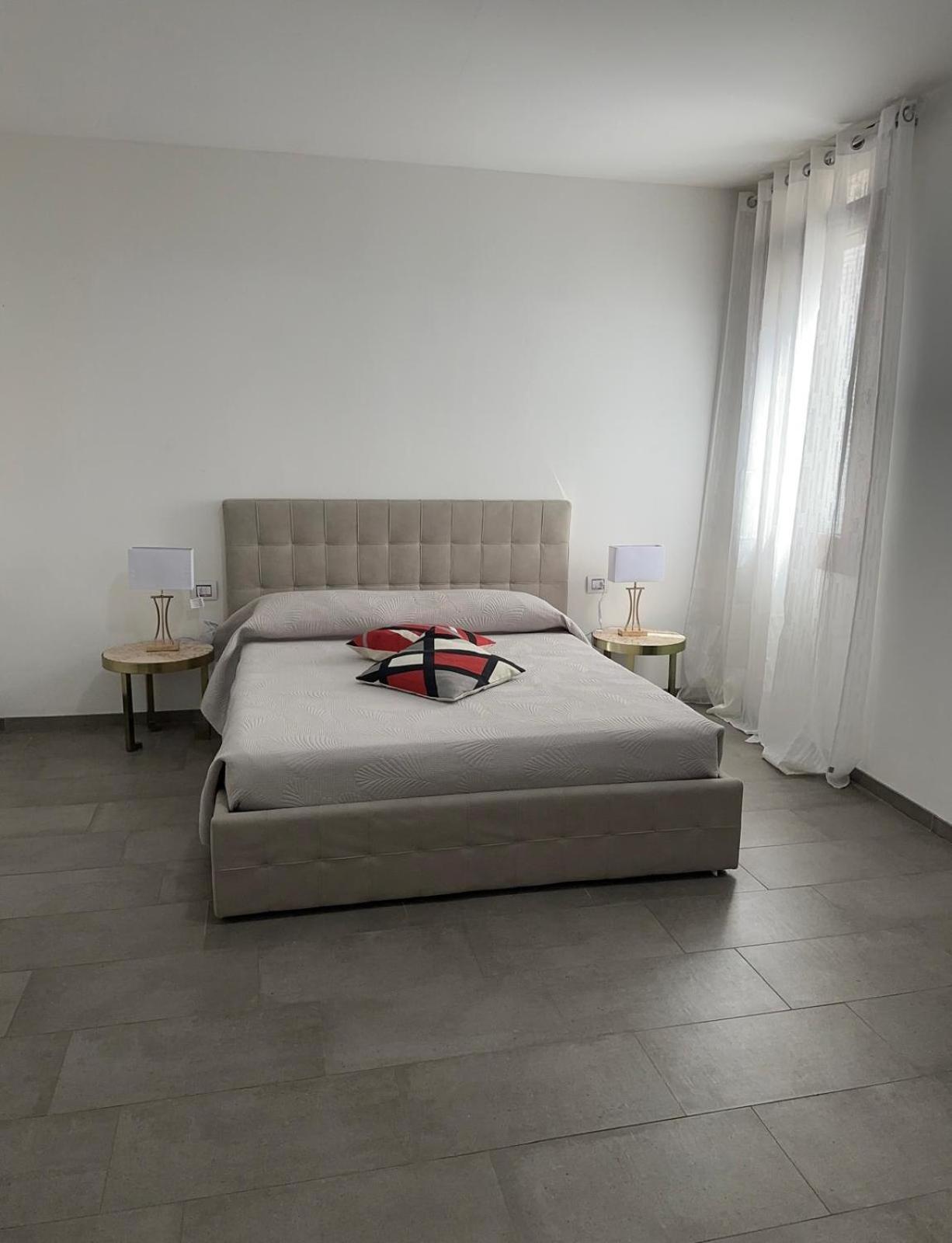 Apartment With Private Courtyard