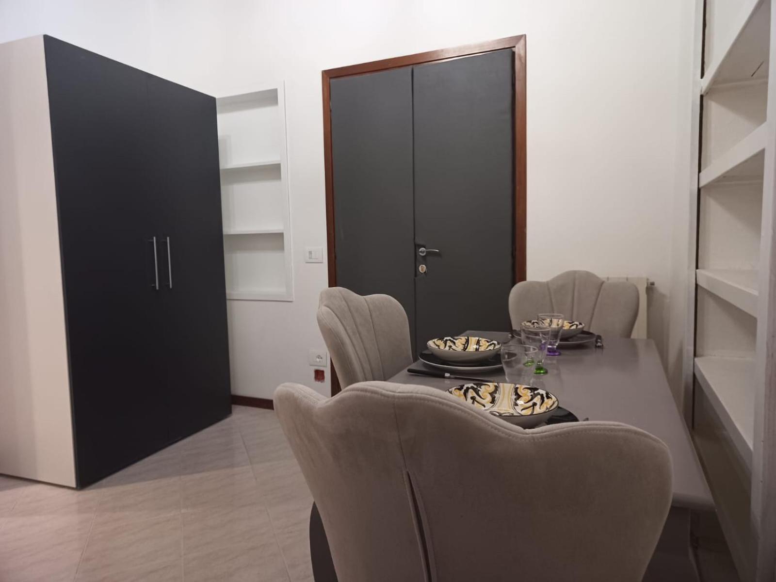 In - Luxury Apartment *
