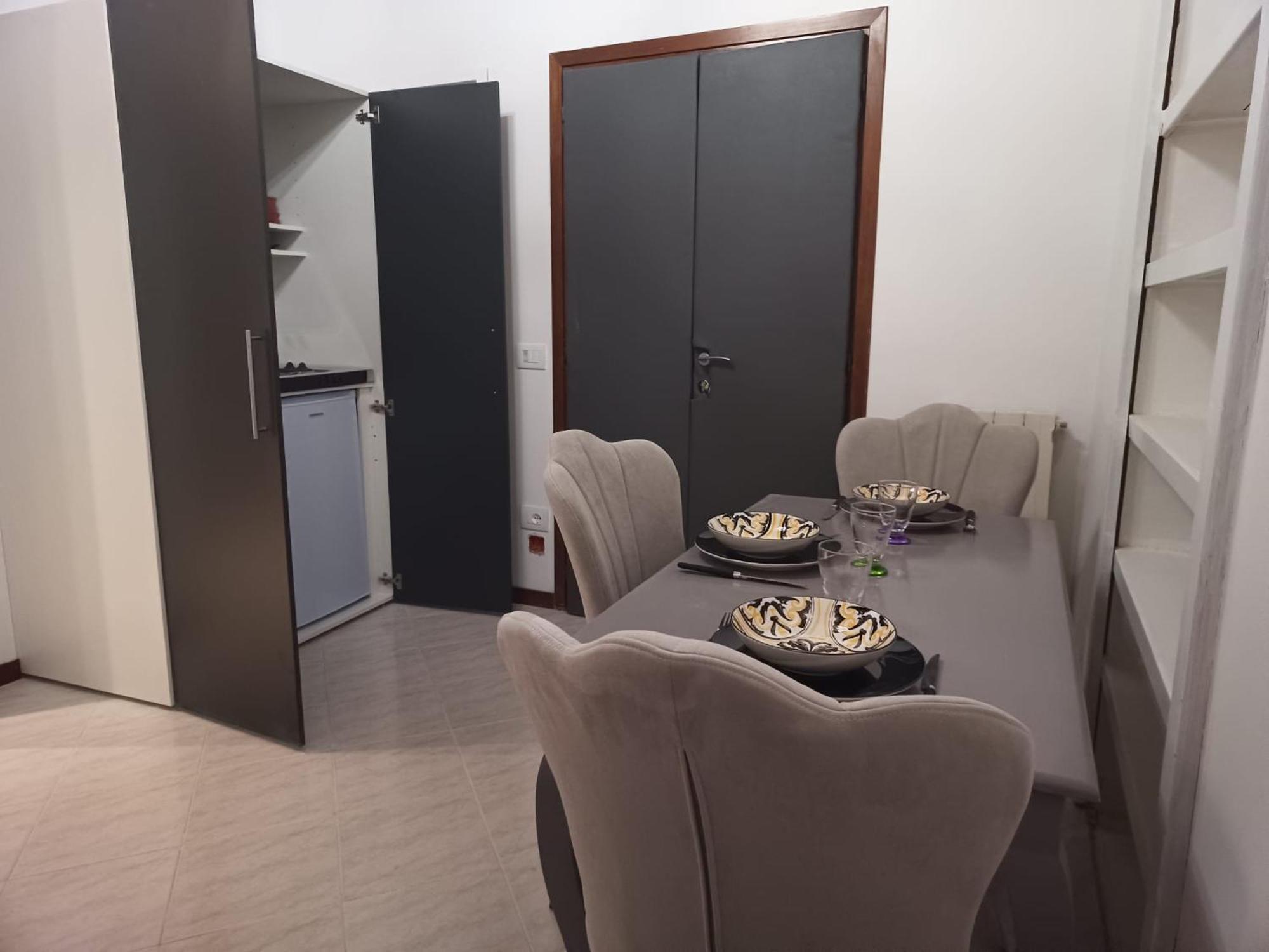 In - Luxury Apartment *