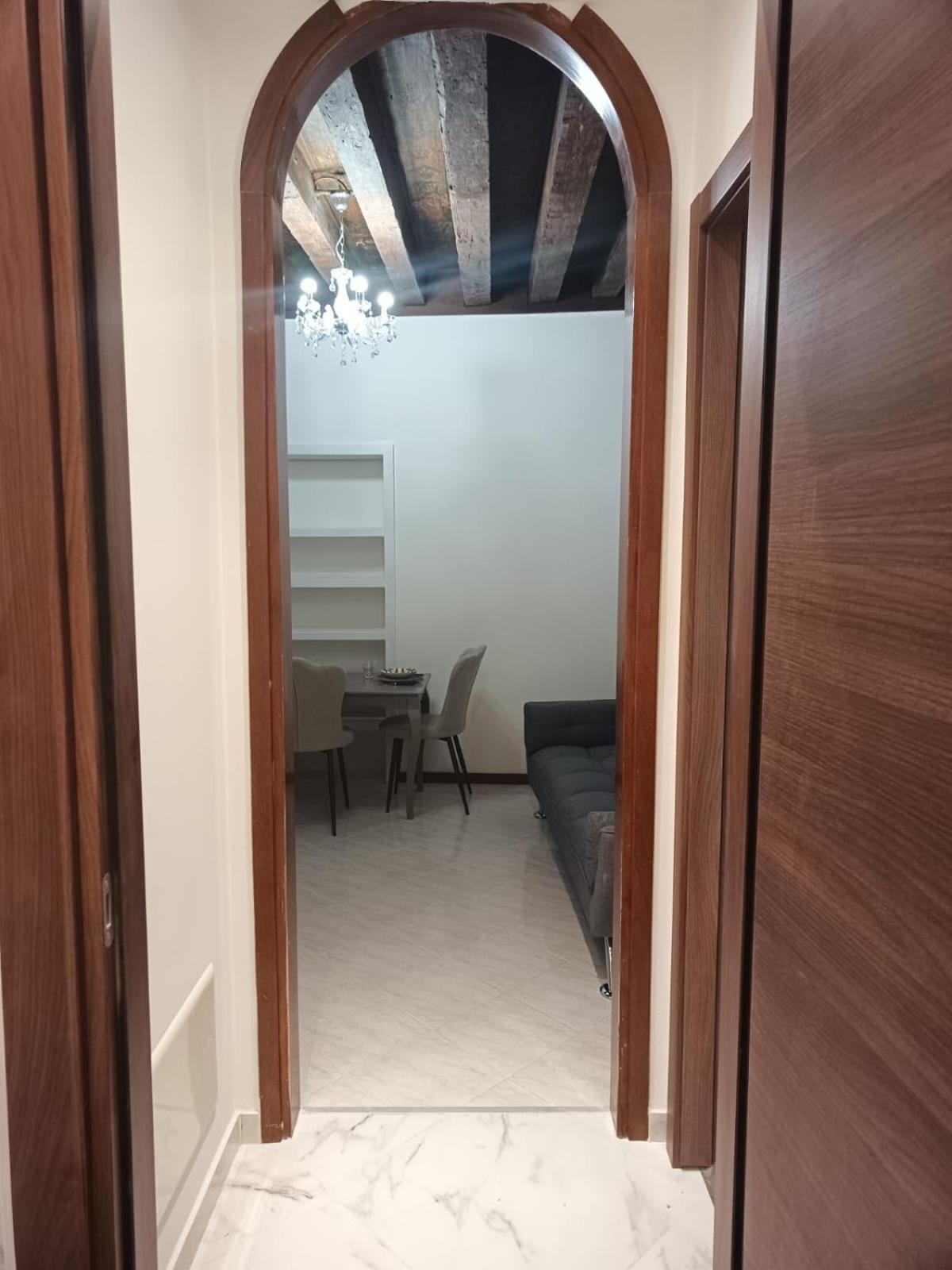 In - Luxury Apartment