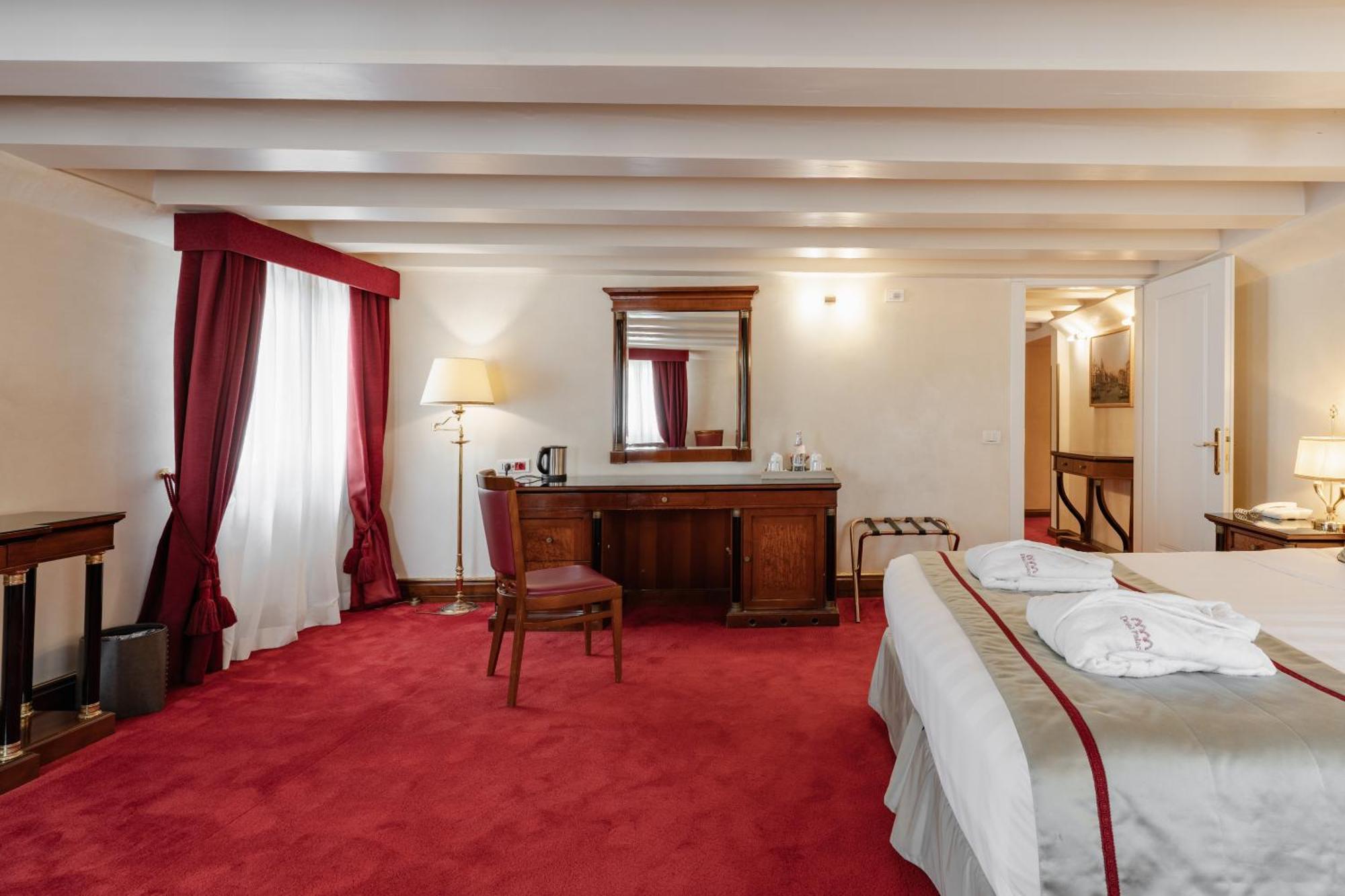 Dona Palace Hotel 4*