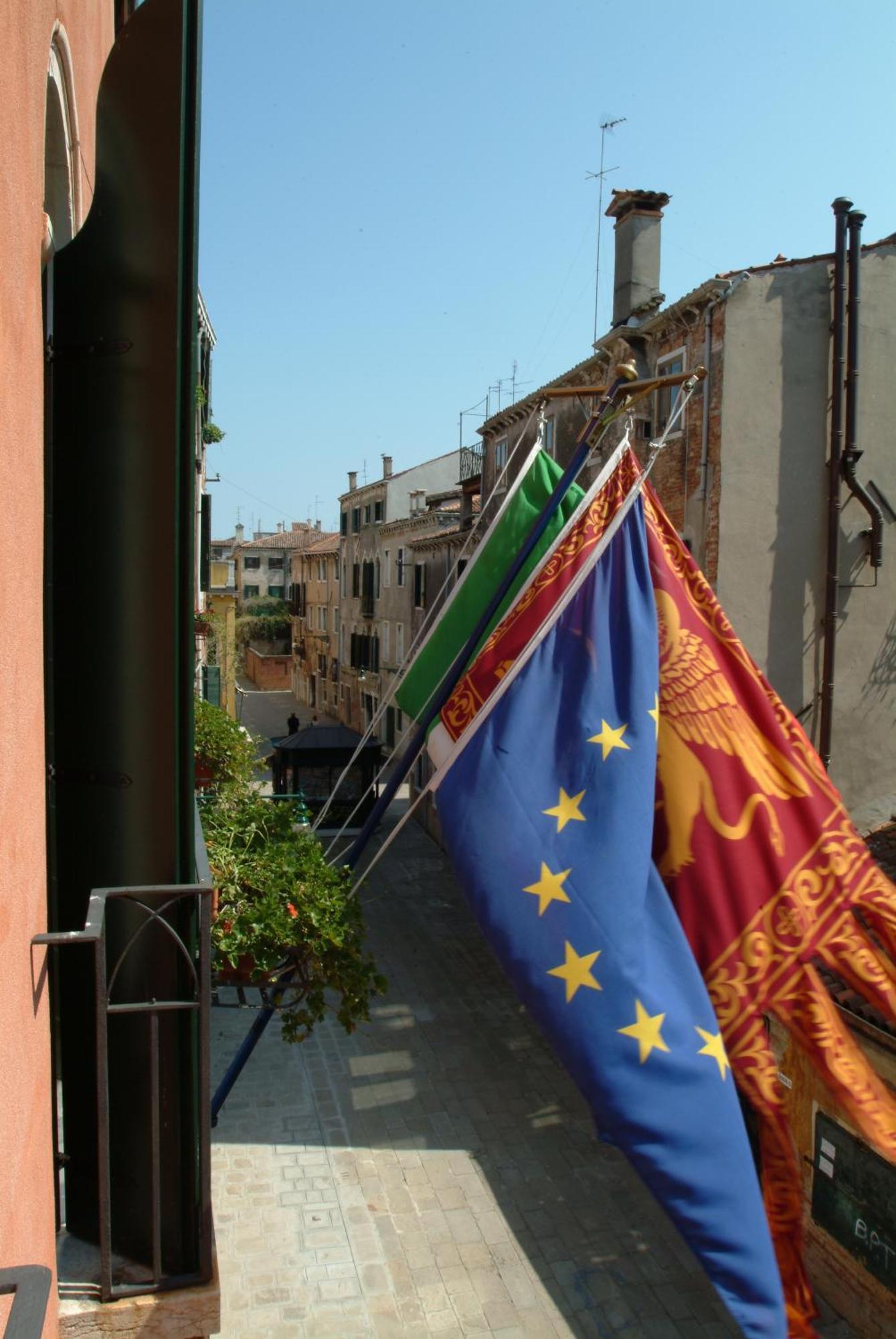 Bed & Breakfast Apostoli Palace 3*