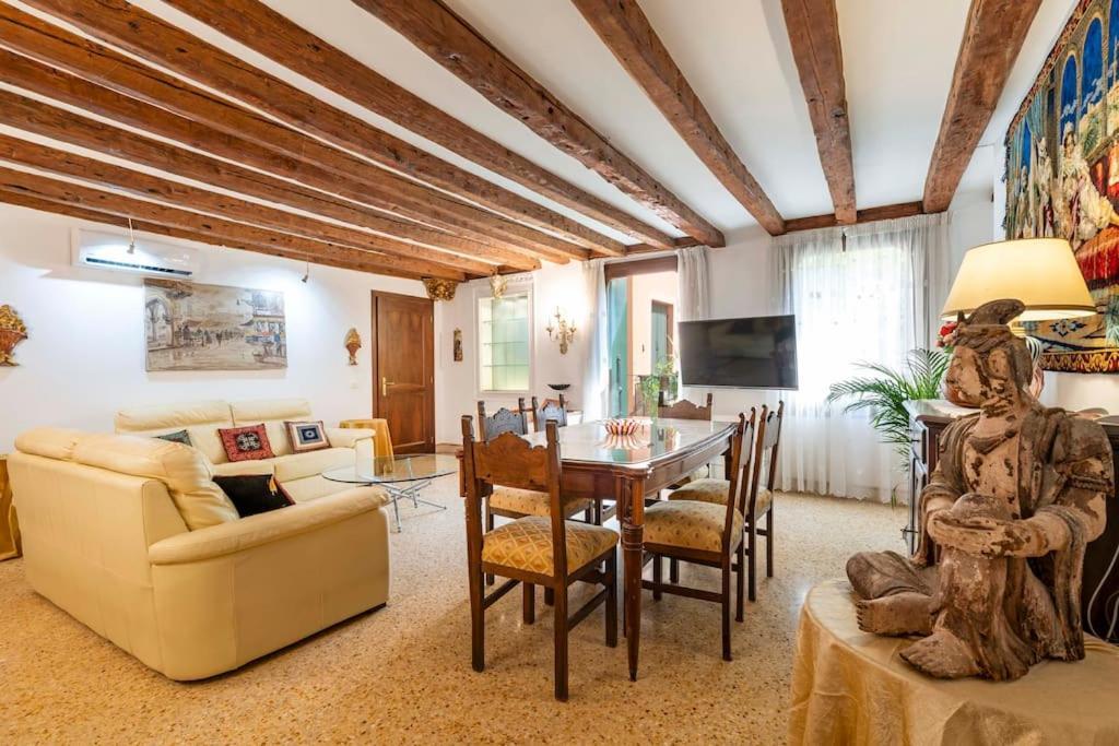 Ca' Mandorla 027042loc09523 Appartamento Venezia