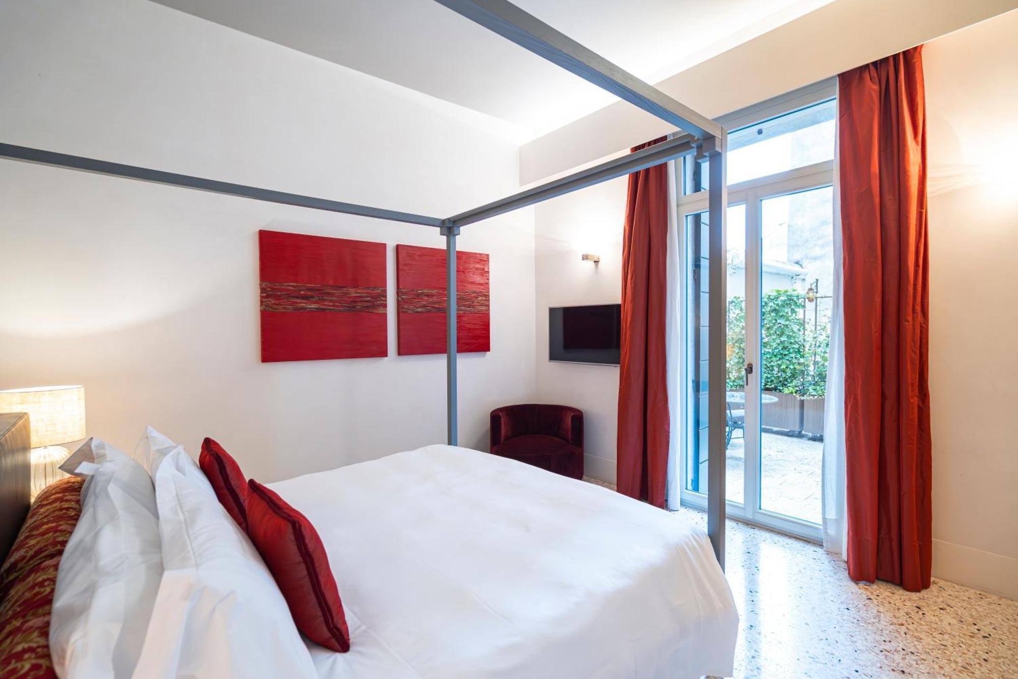 Palazzo Morosini Degli Spezieri - Lifestyle Apartment