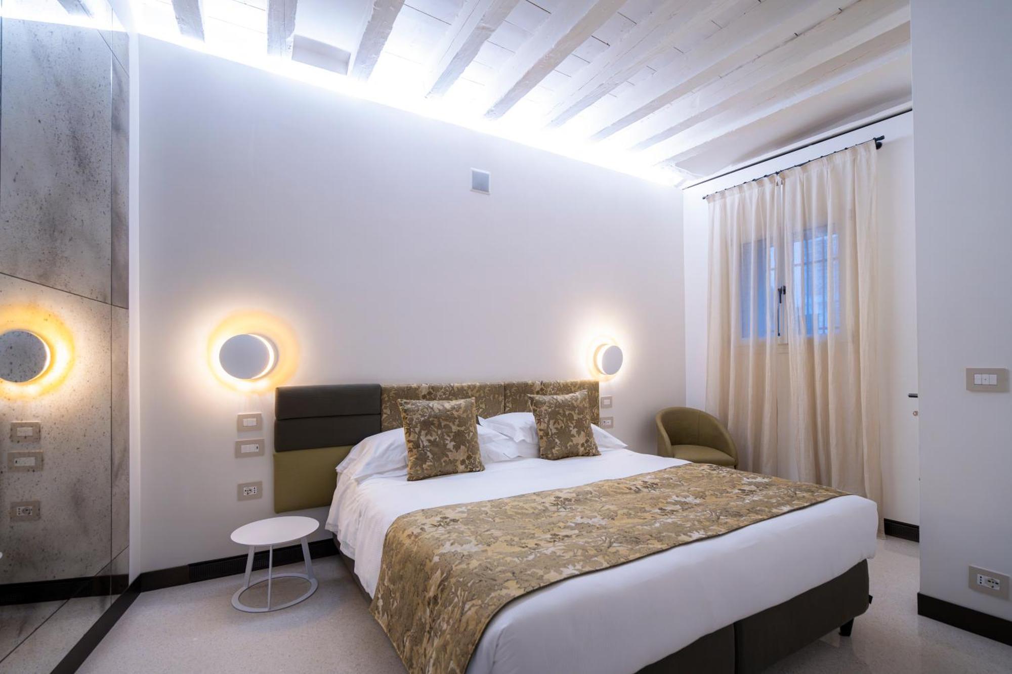 Palazzo Morosini Degli Spezieri - Lifestyle Apartment