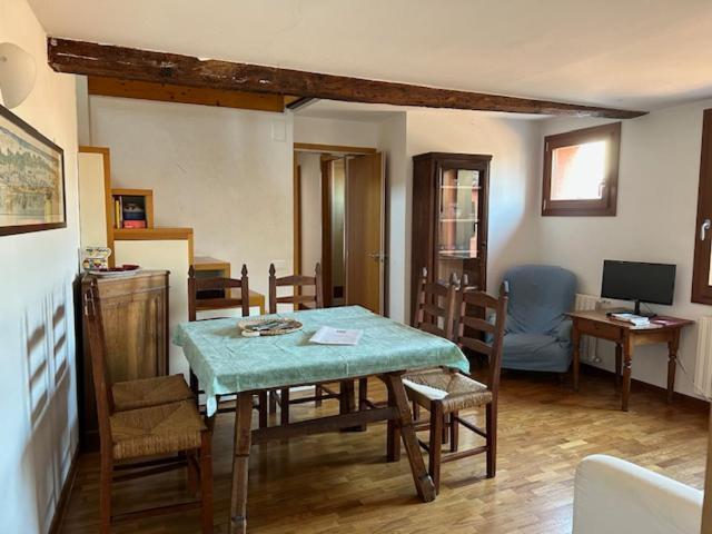 Homes & Holidays Apartment *