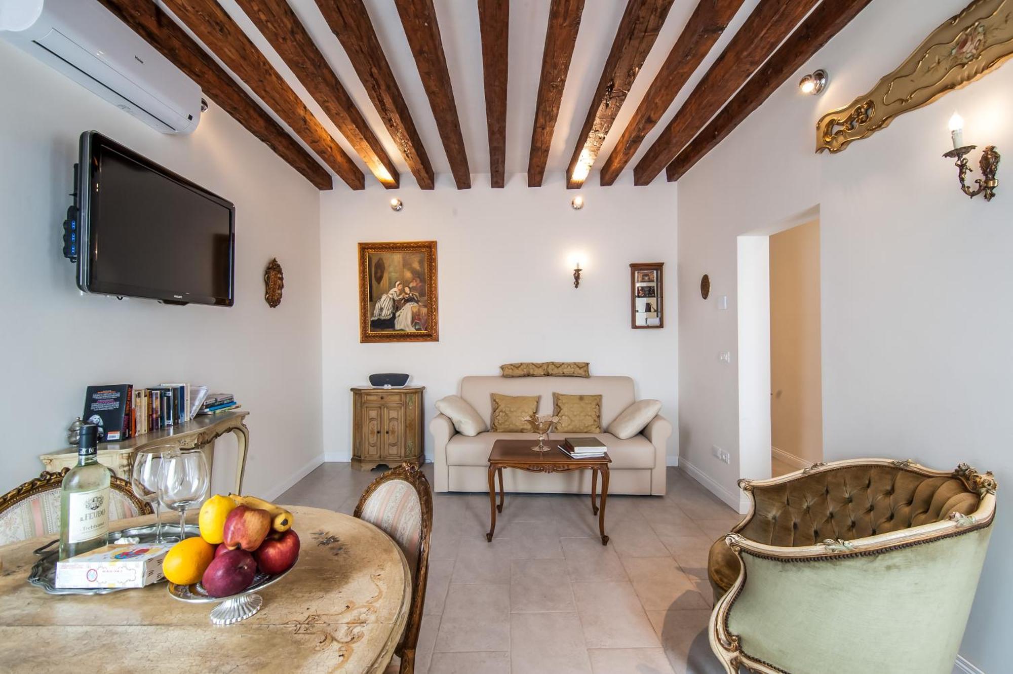Apartamento Michelle In Charming Veneza