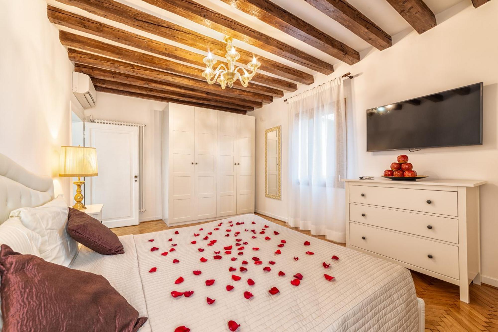 Appartamento Casanova Fenice - Canal View Venezia