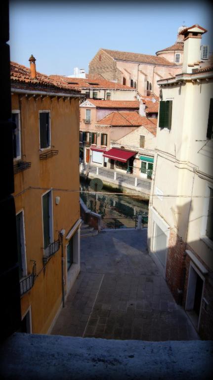 Venice Resorts *