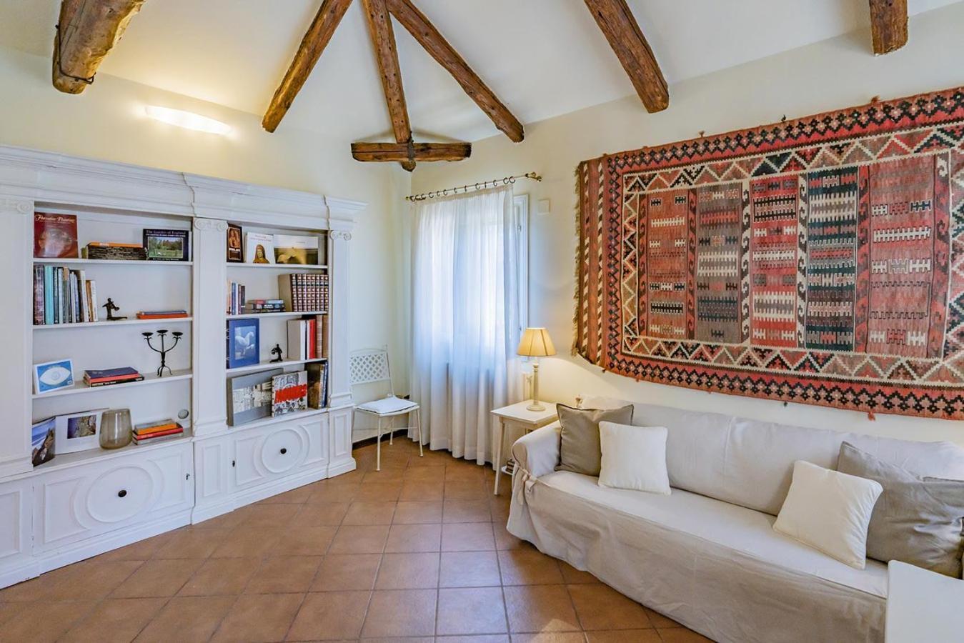 Apartment Lo Squero 3 With Balcony In Dorsoduro Venice