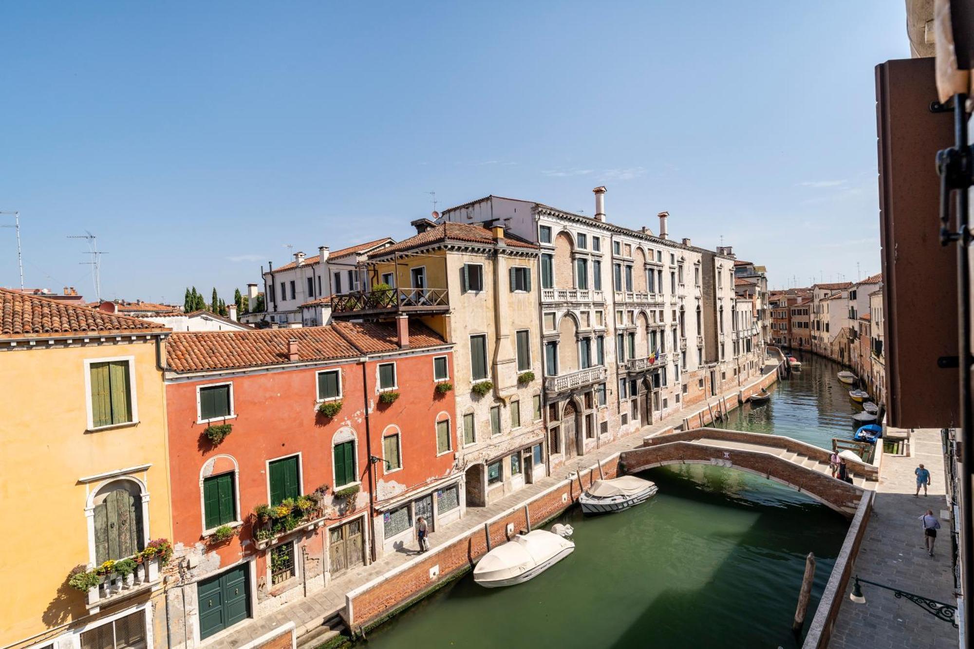 Ca' Dei Carmini Apartment