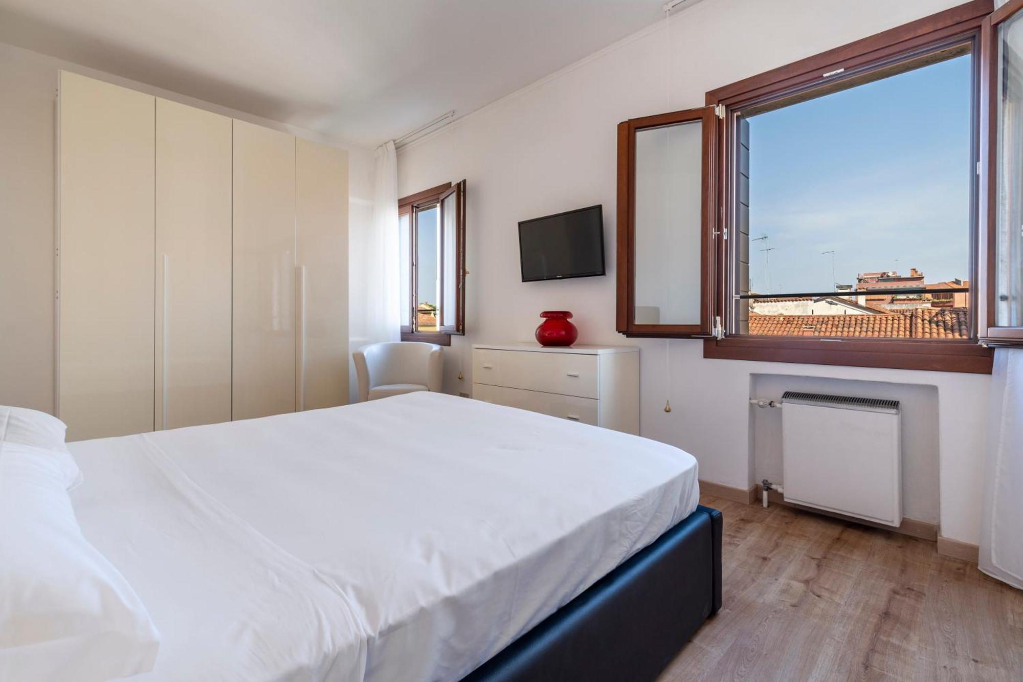Ca' Dei Carmini Apartment