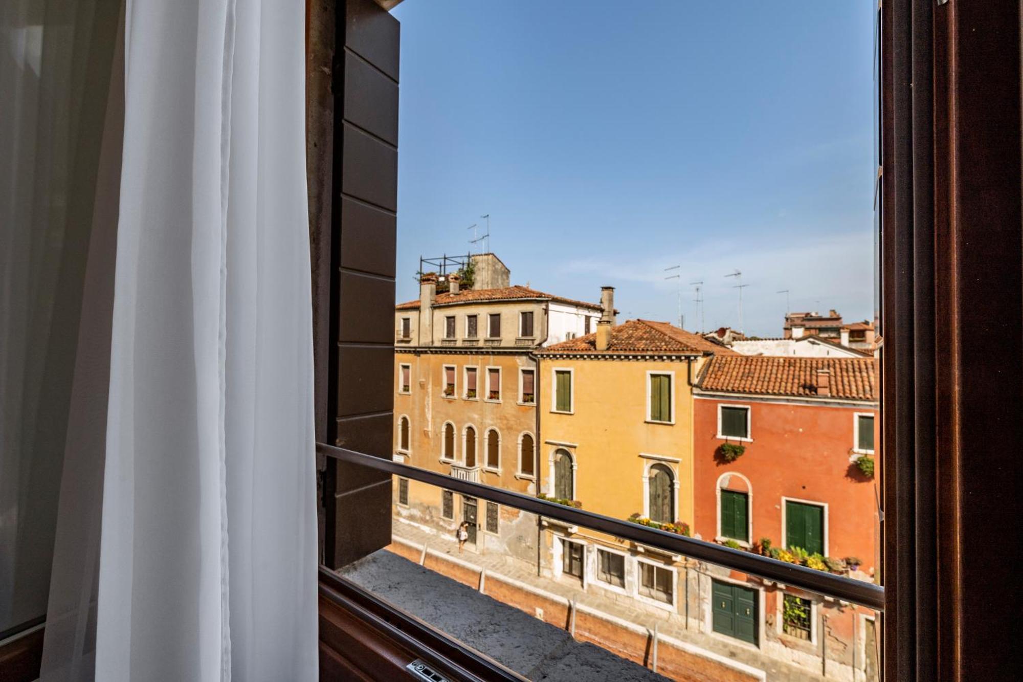 Ca' Dei Carmini Venice