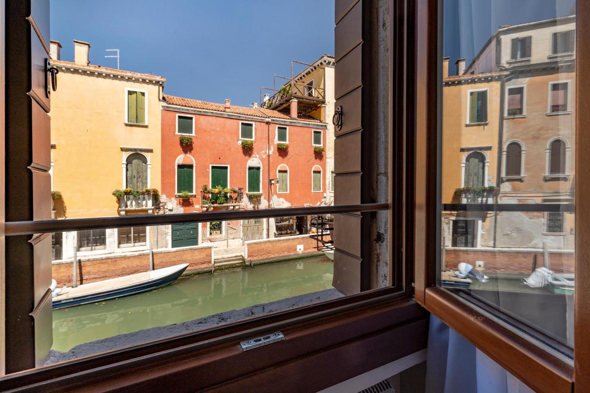 Ca' Dei Carmini Venice