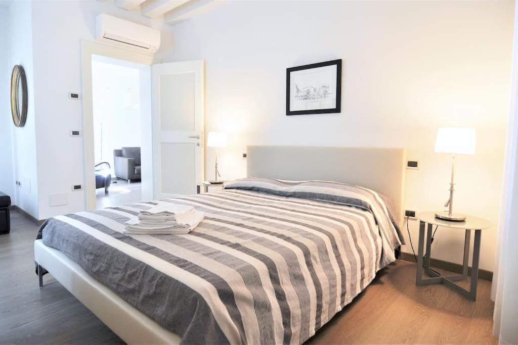Stylish 100 Meters From San Marco Square Apartment Venice