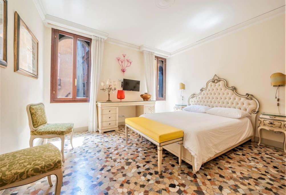 Apartment Ca' San Marco, Literally 20 Meters From San Marco Square! Venice