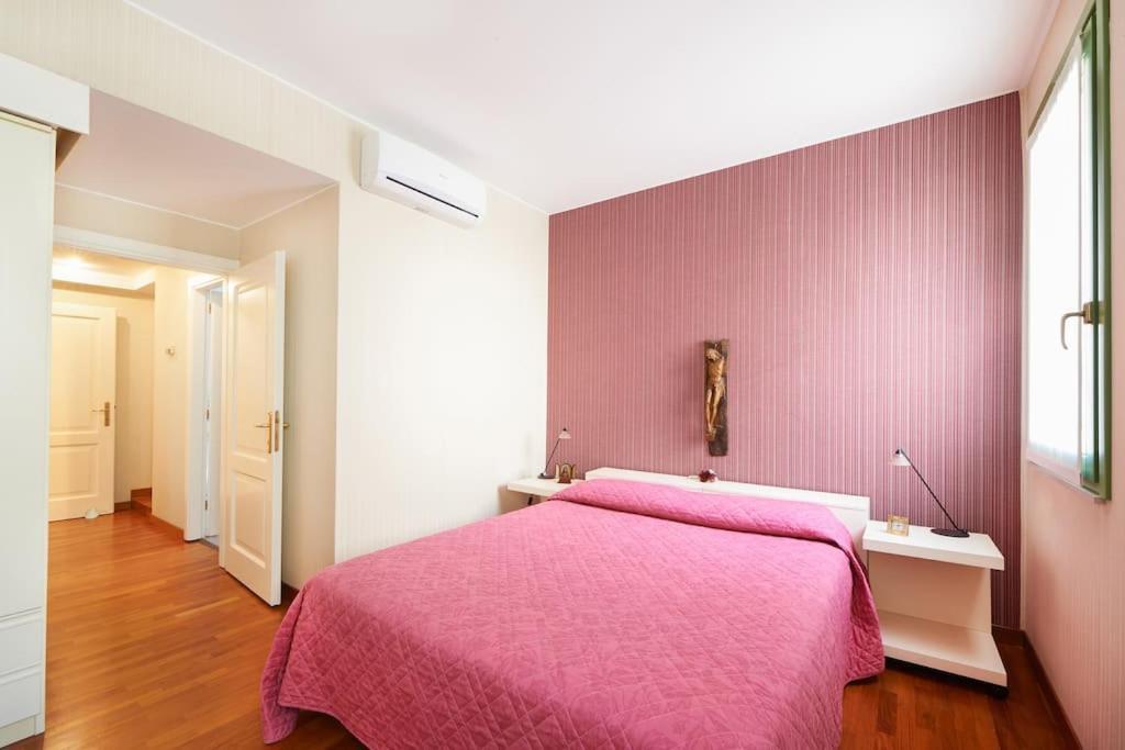 Ca' Del Pittore In Dorsoduro, Elegant Fine Arts District Apartamento *