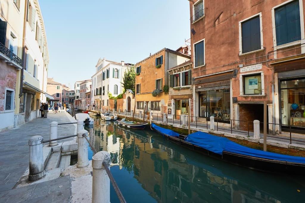 Ca' Del Pittore In Dorsoduro, Elegant Fine Arts District * Veneza