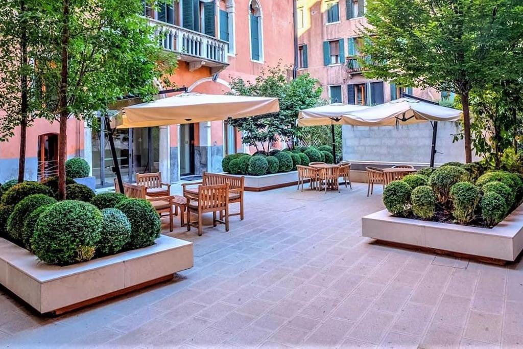 Ca' Vittoria, A Different Way To In Apartment