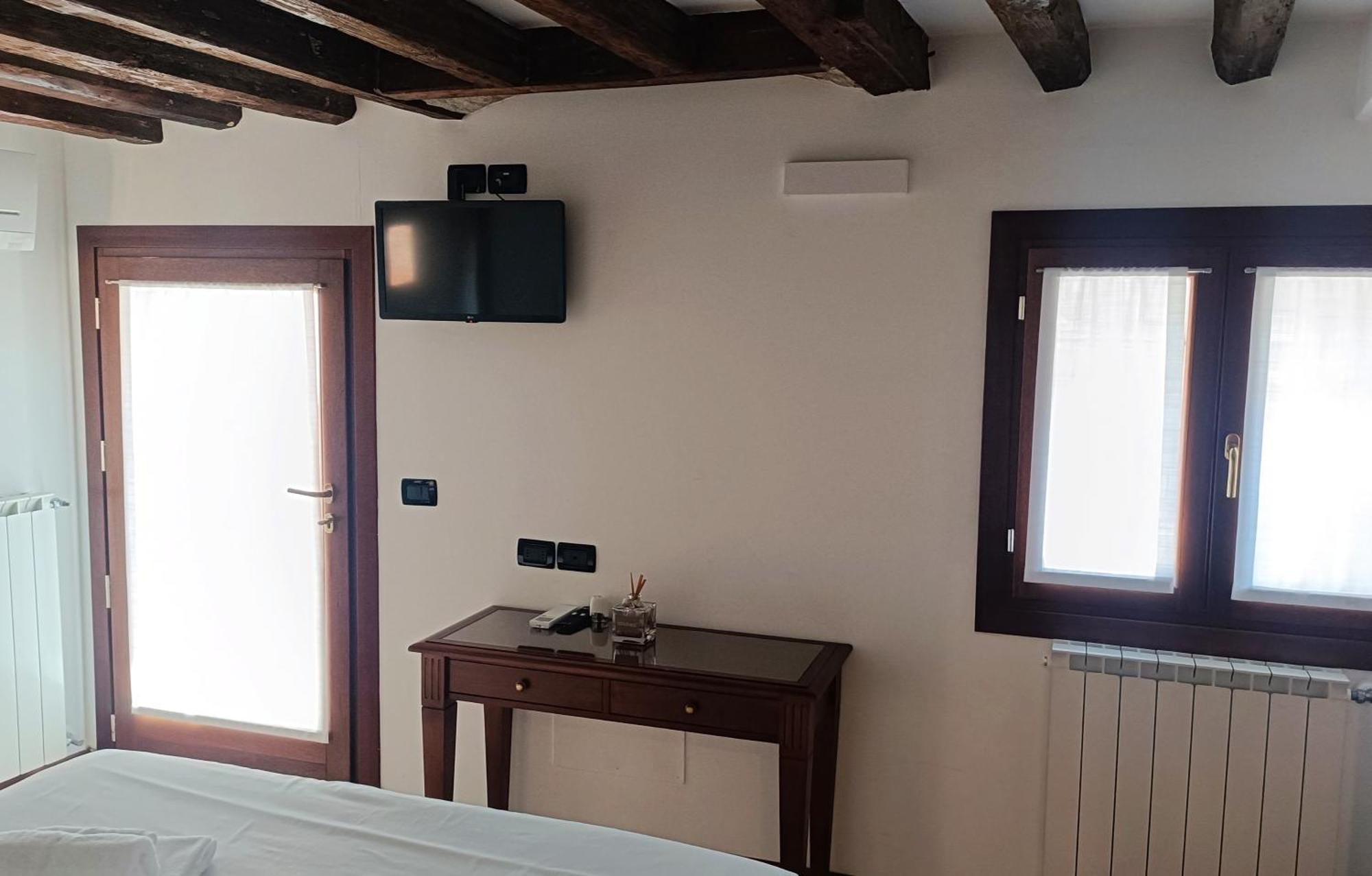 Garden Apartment Venice