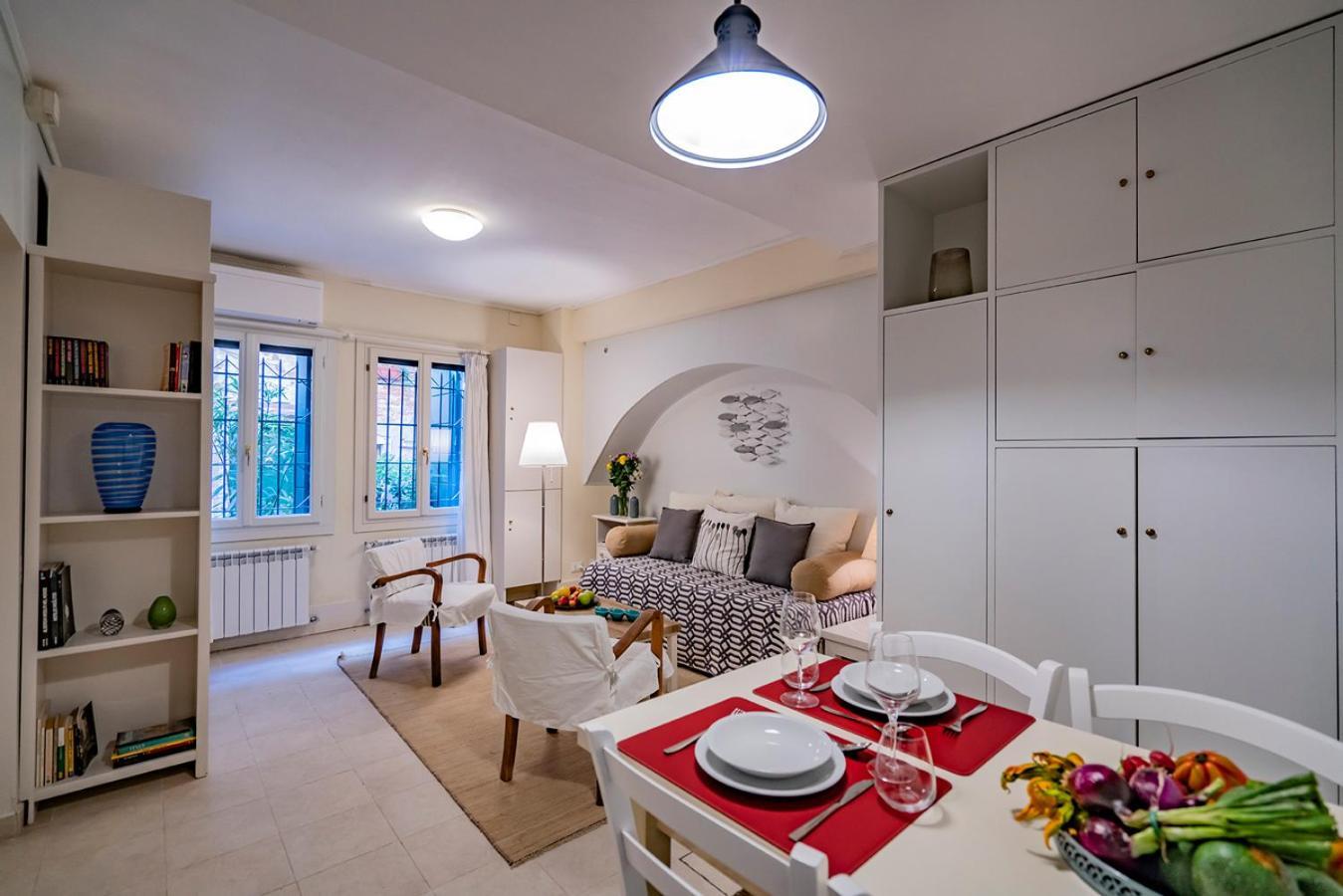Apartment Lo Squero 1 The Secret Courtyard In Dorsoduro *