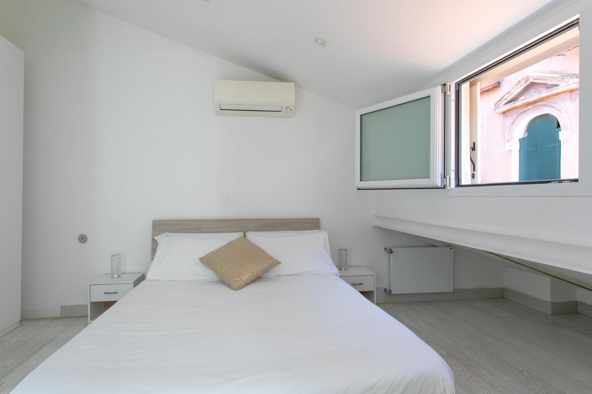 Apartment Ca' Sciarrin Near Rialto Bridge *