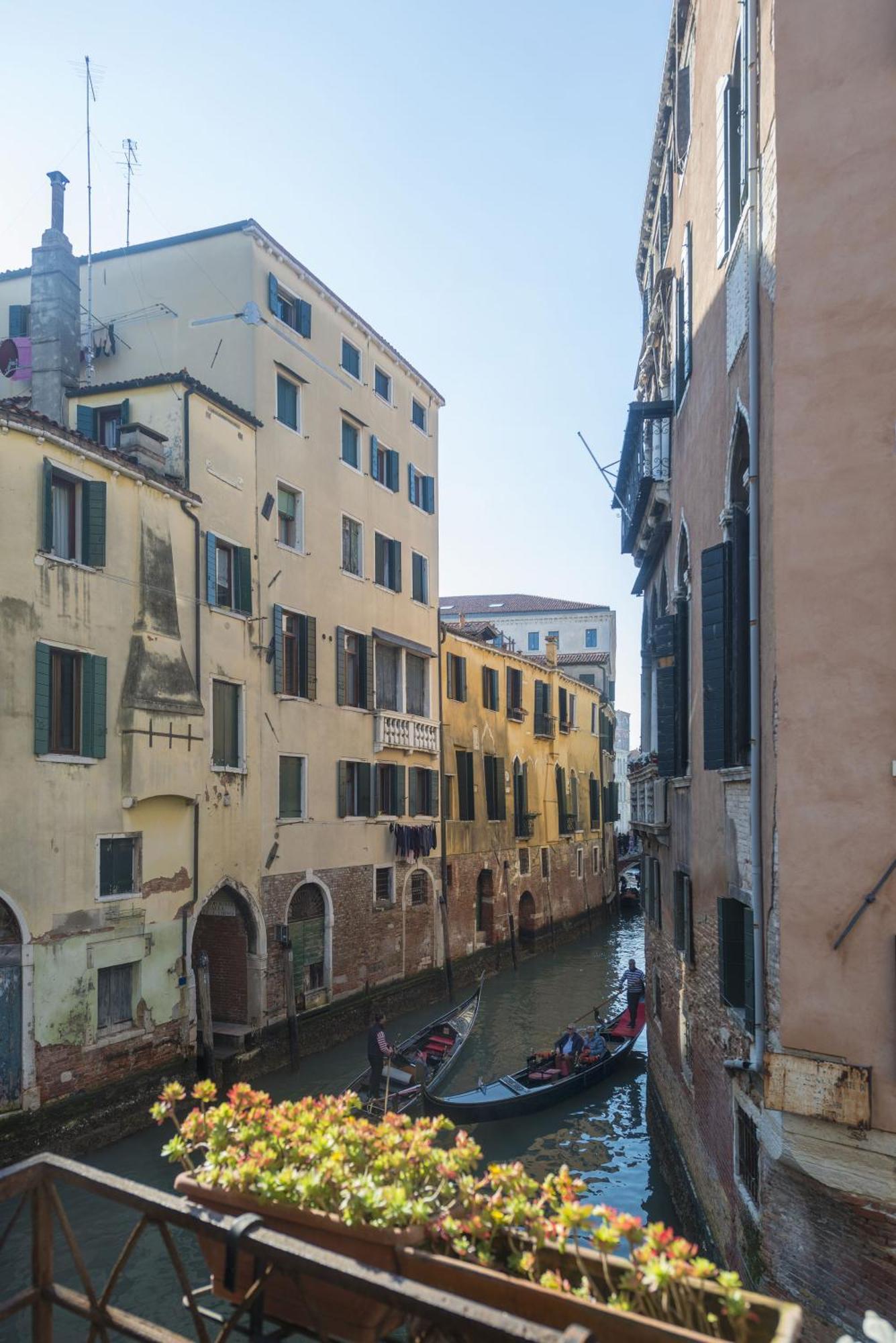 Tre Sestieri Terrace - Canal View 2024 Affittacamere