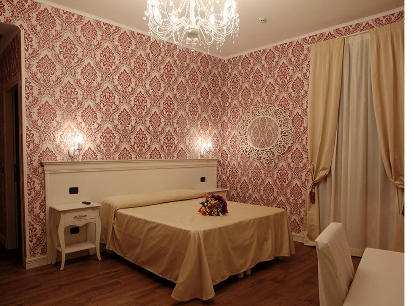 Charming Palace Santa Fosca Guest house 3*