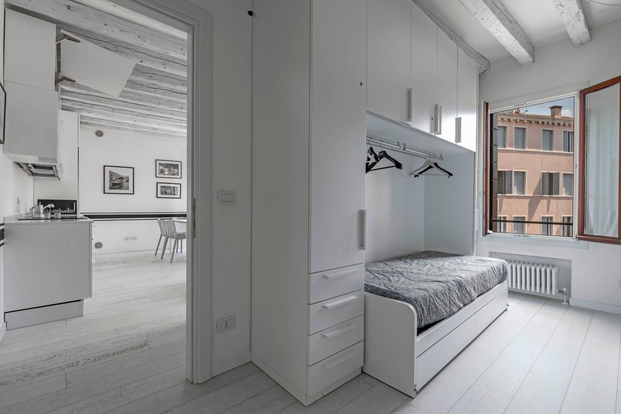 Apartment Black And White *