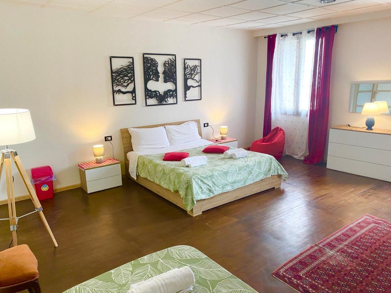 Zen Grand Canal Homestay *