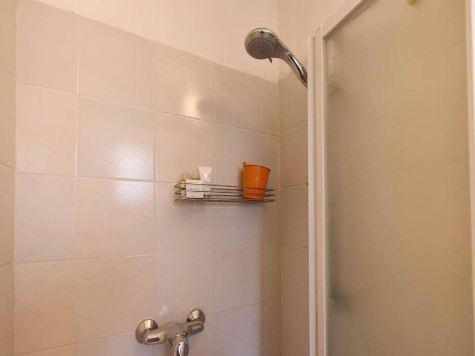 /room With Private Bathroom Veneza