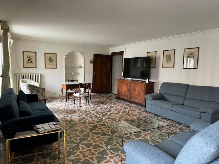 Ponte Di Rialto E Canal Grande-palazzo Benzon *