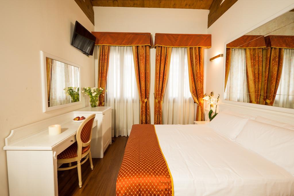 Guest house Casanova Fourrooms