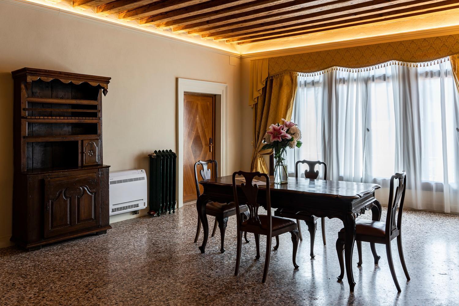 Palazzo Titti Rialto * Venice