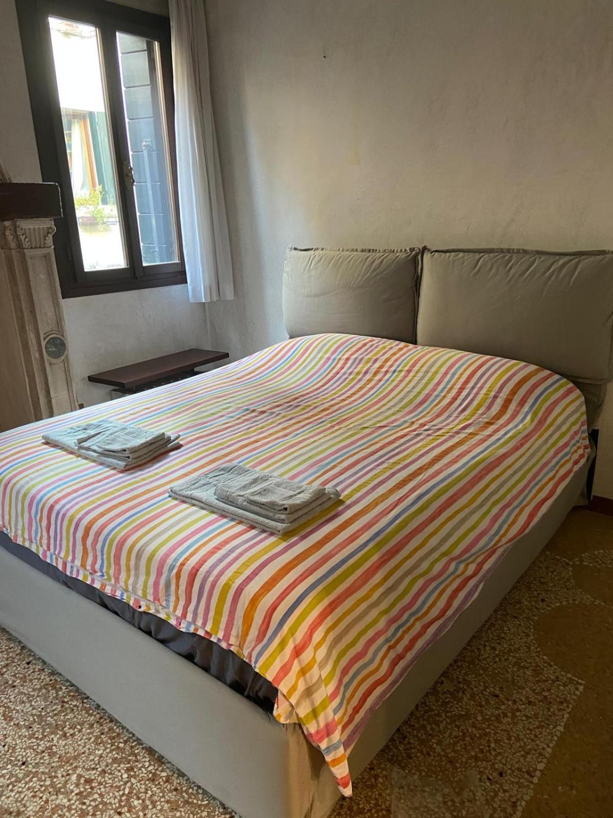Cosy Apt For 6 Pp Between San Marco And Rialto Bridge Apartment *
