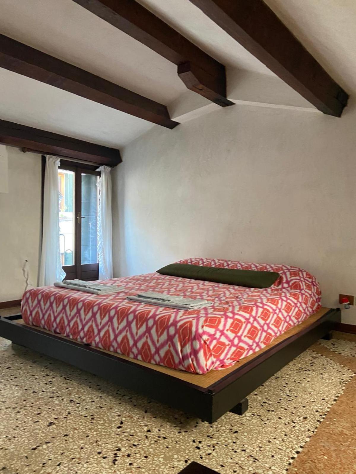 Apartment Cosy Apt For 6 Pp Between San Marco And Rialto Bridge Venice