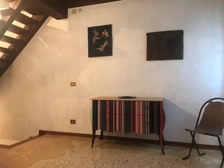 Apartment Cosy Apt For 6 Pp Between San Marco And Rialto Bridge