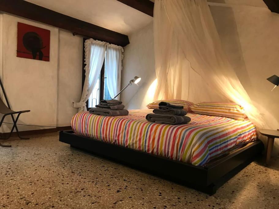 Apartment Cosy Apt For 6 Pp Between San Marco And Rialto Bridge