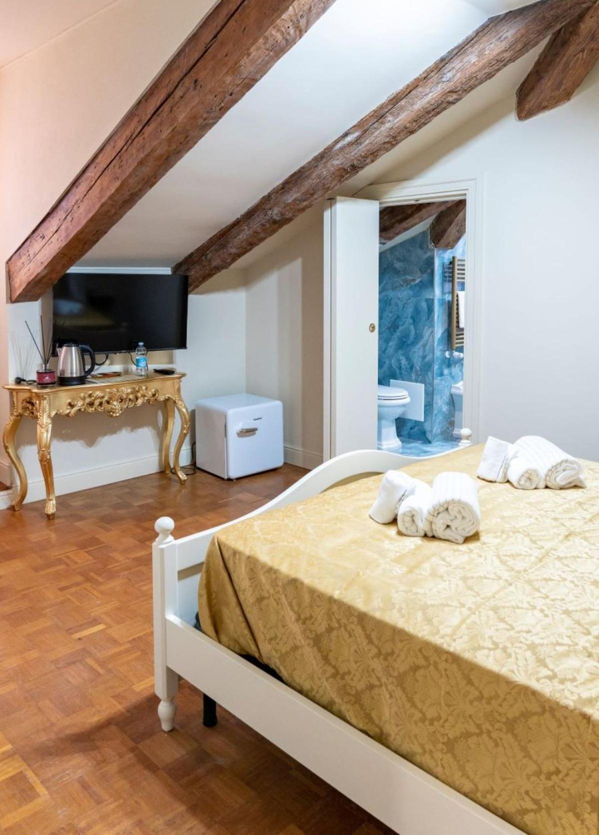 Palazzo Titti Rialto Guest house