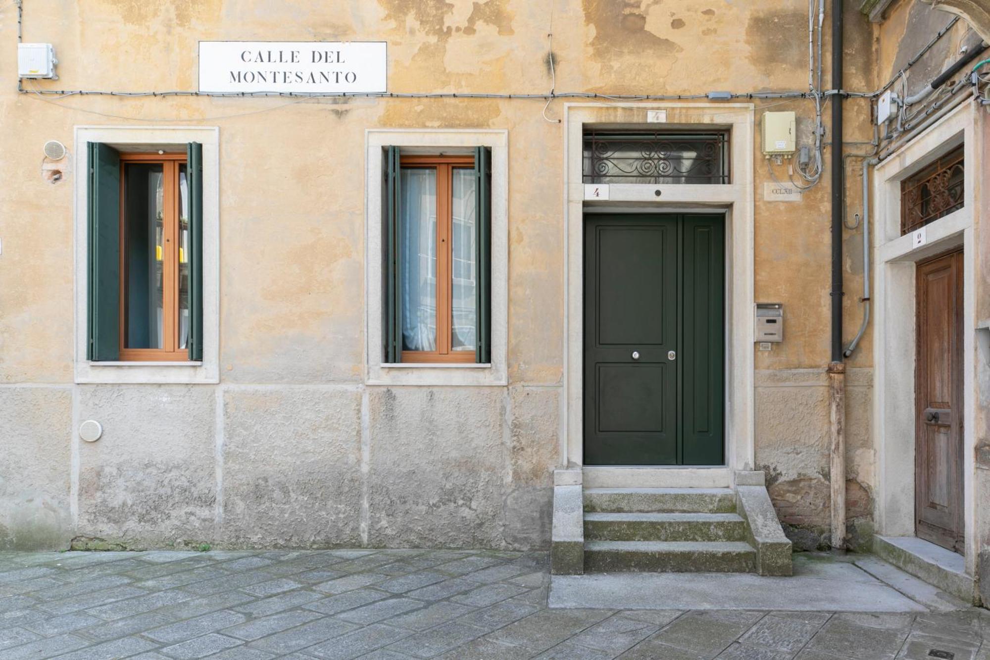 Max & Julia's House - Sant'elena Apartment Venice