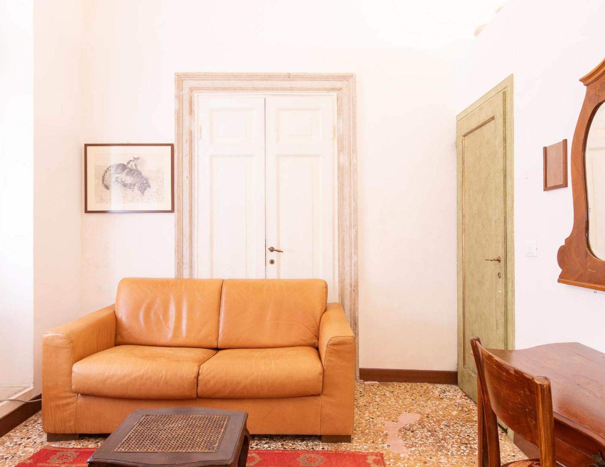 Palazzetto Pisani Grand Canal Guest house
