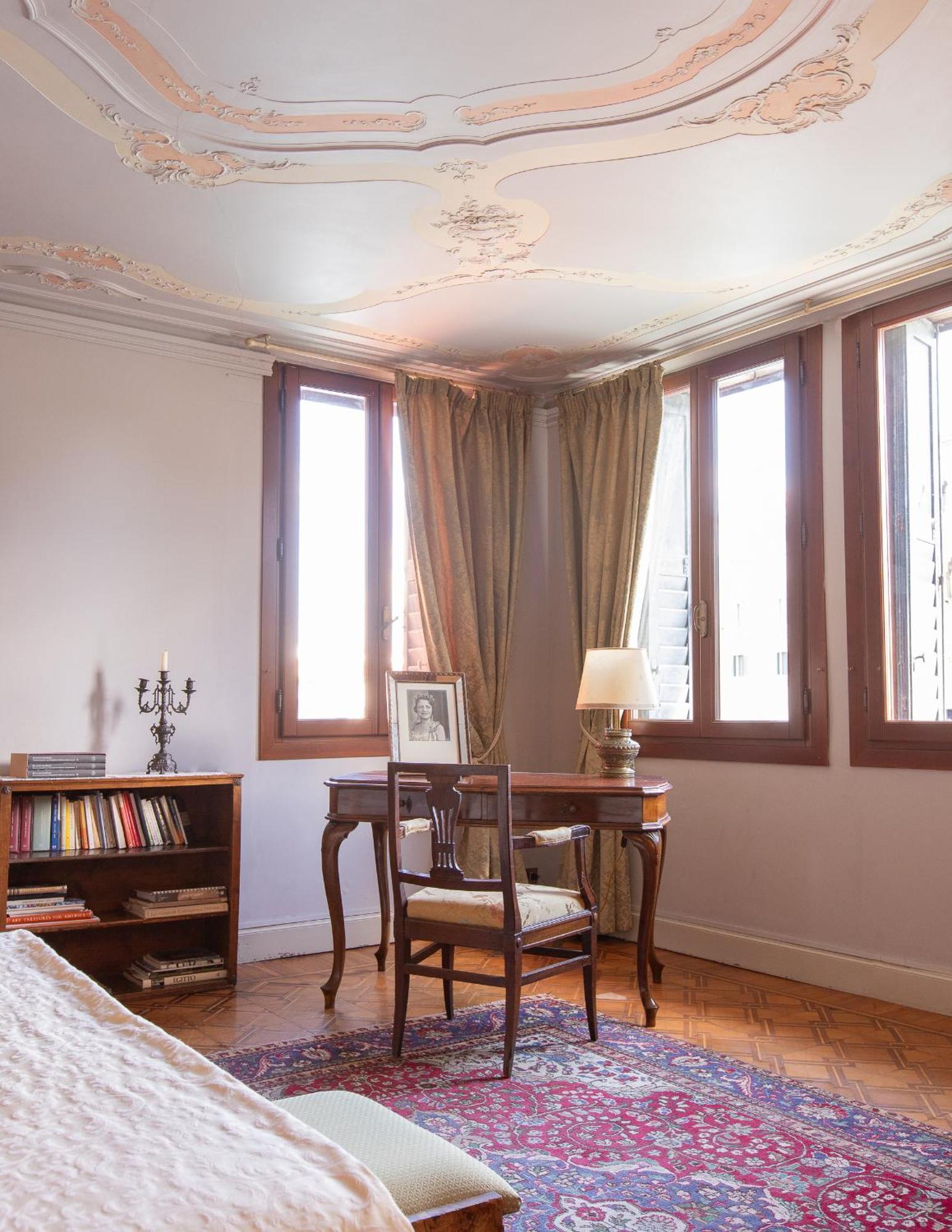 Palazzetto Pisani Grand Canal Guest house