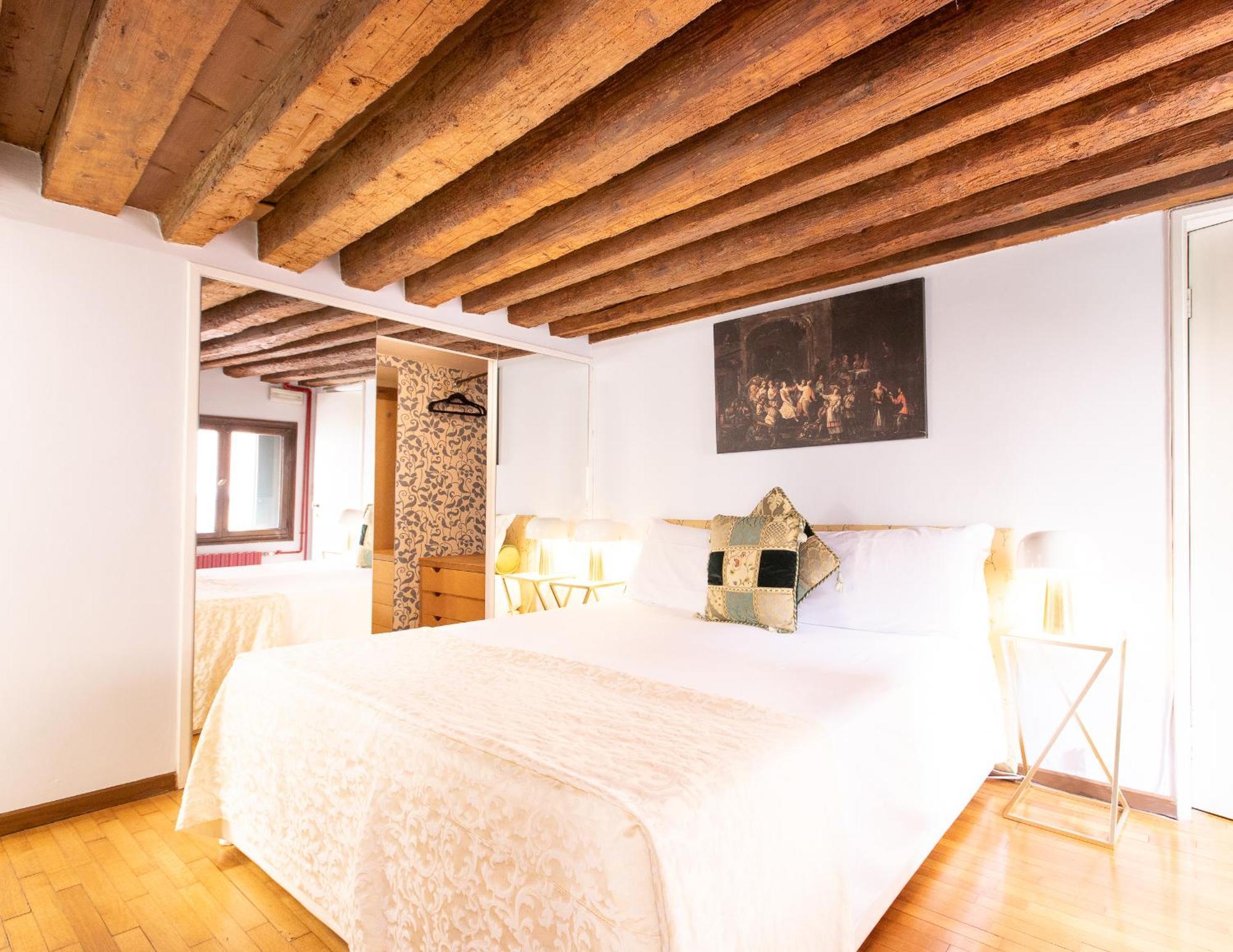 Palazzetto Pisani Grand Canal Guest house