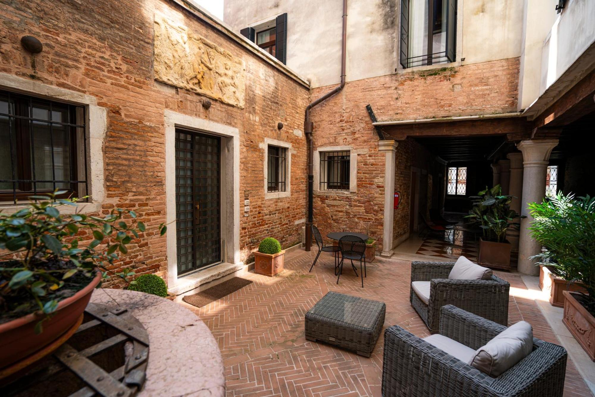 Apartment Palazzo Morosini Degli Spezieri - Lifestyle