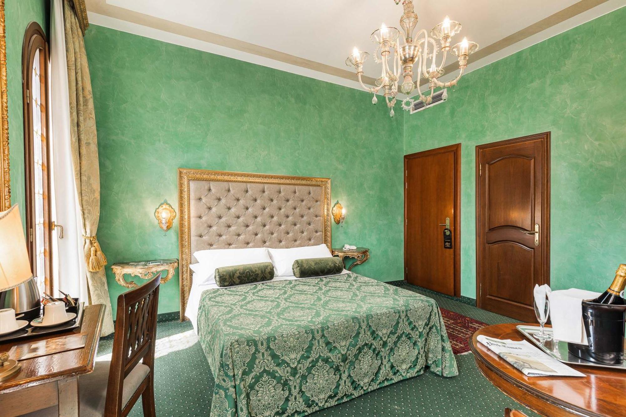 Hotel Marconi 3*