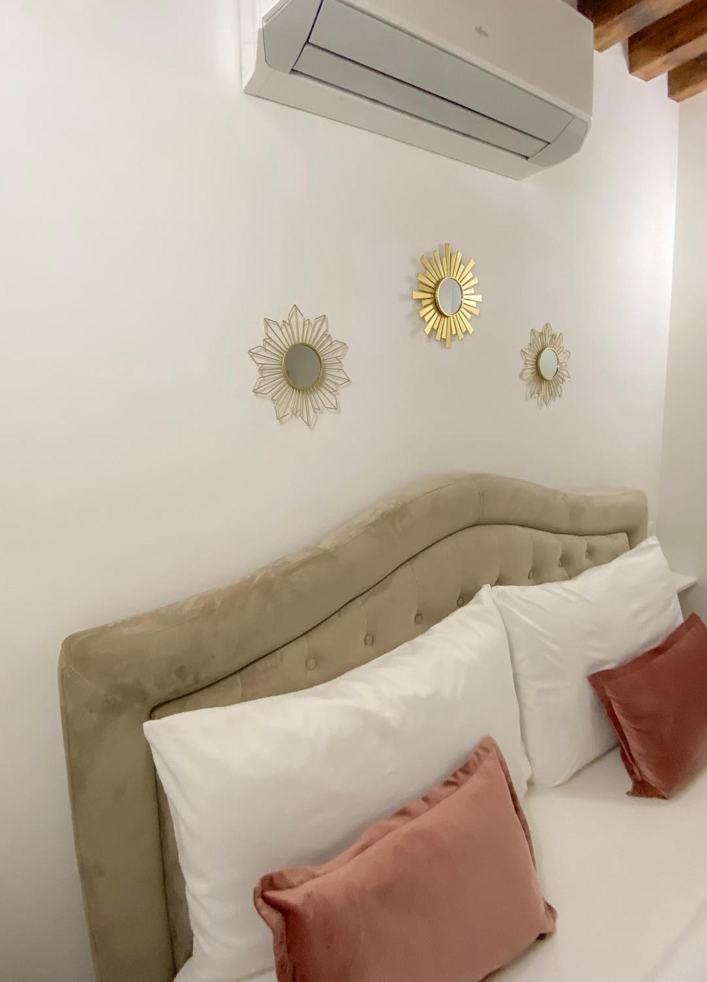 Apartment Isa Lovely In Venice