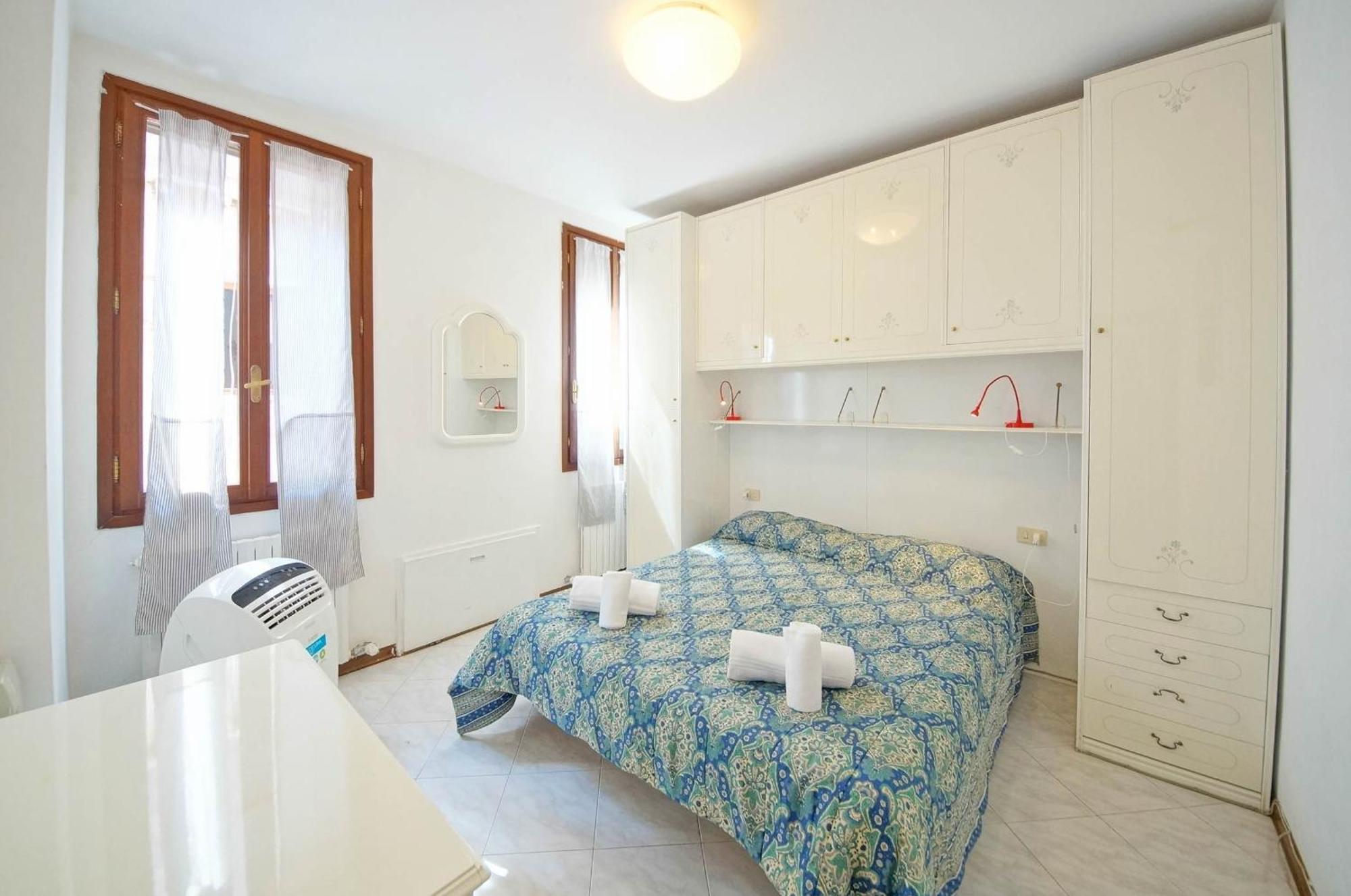 Dolcevita N 354 Venice