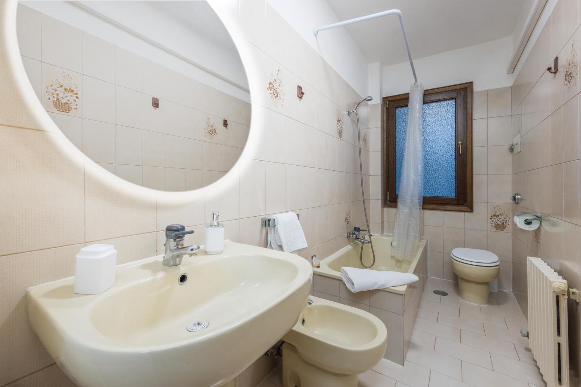 Art & Culture Biennale - Sweet Apartment