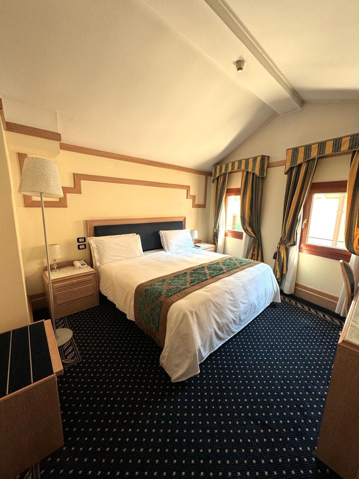 Foscari Palace 4*